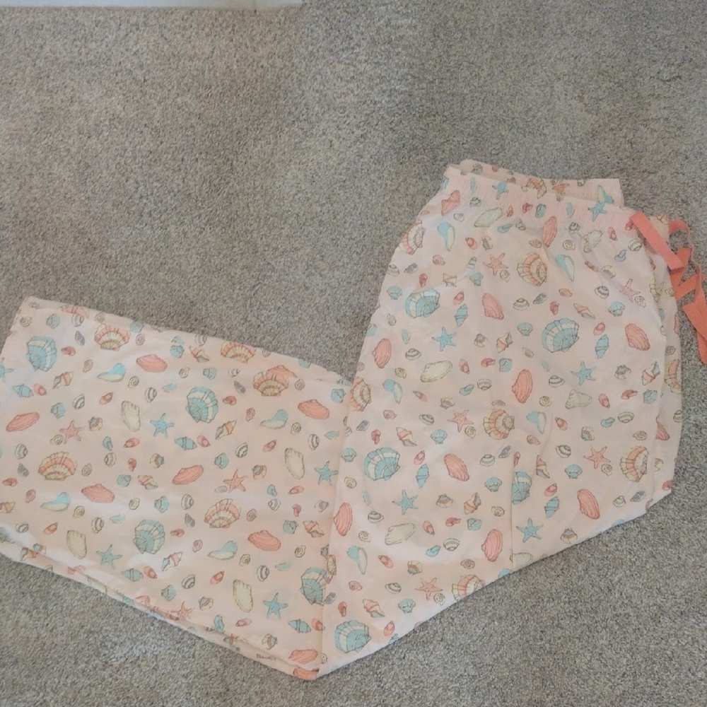 -L.L. Bean Pink and Orange Pajama Bottoms Soft and Comfortable 100% Crisp Cotton